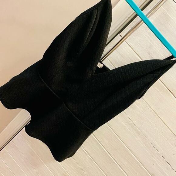 Arden b black peplum tank top - Picture 2 of 5